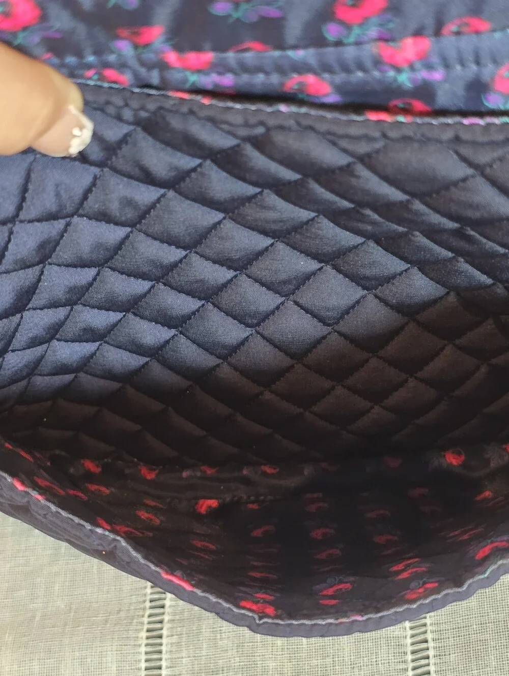 Vera Bradley Zip top Hipster in quilted Navy